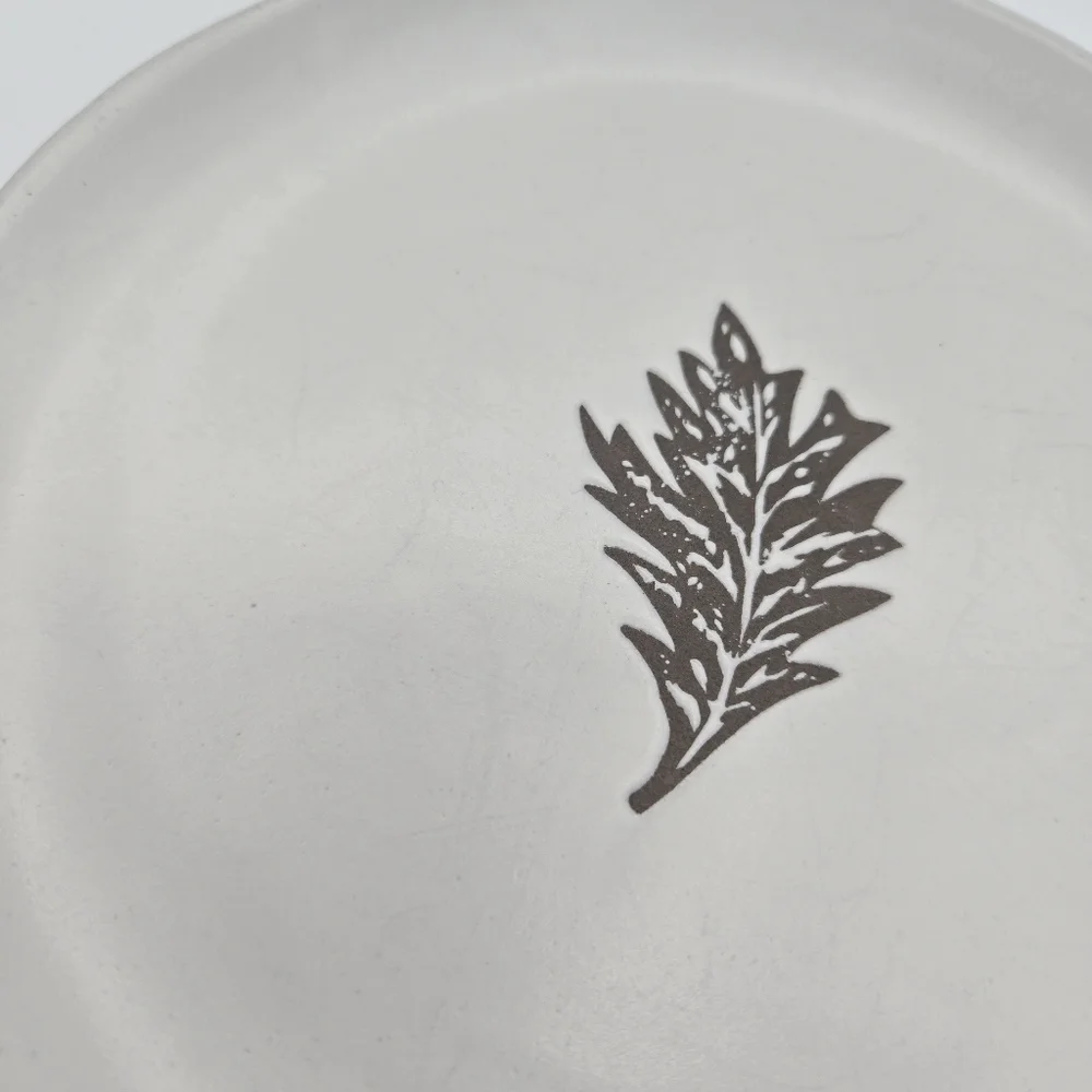 Bee & Willow Set Of 4 White Leaf Print Dessert Appetizer Salad Stoneware Plates